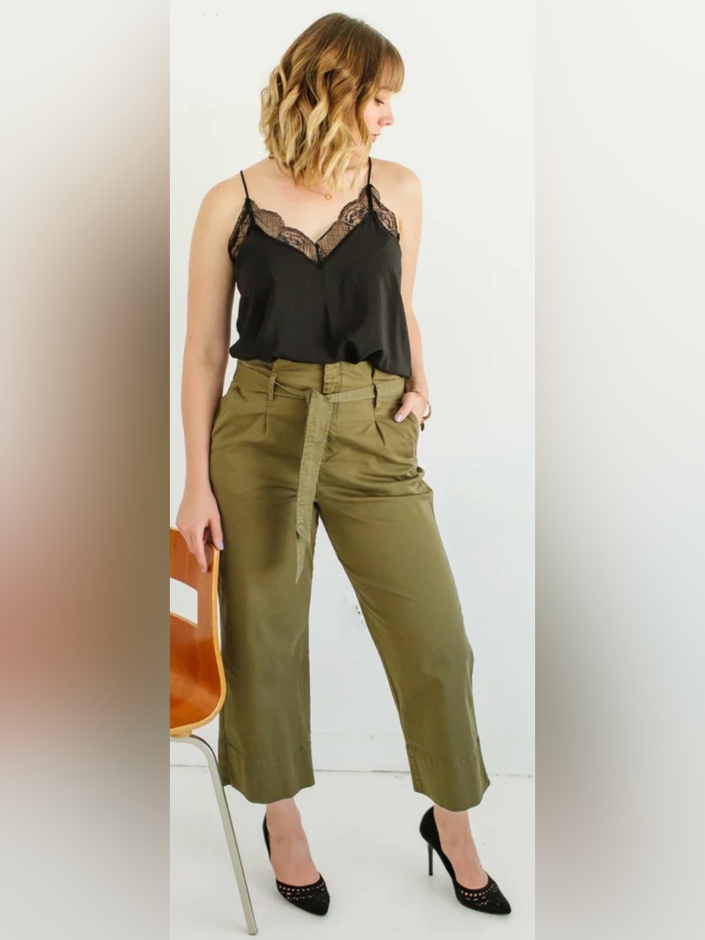A New Day Paperbag Pants size 18 Olive Green